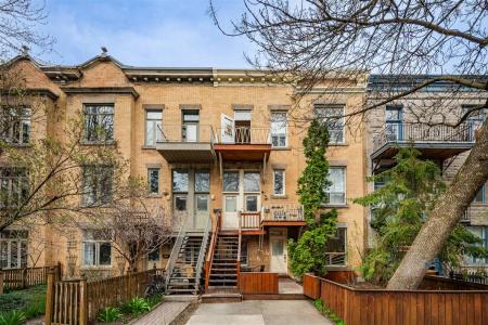 4655 Rue Hutchison, Montréal (Le Plateau-Mont-Royal), Quebec H2V 4A2, Canadá