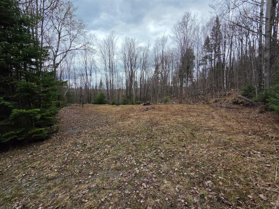 540e Avenue, Saint-Hippolyte, Quebec J8A 3J3, Canadá