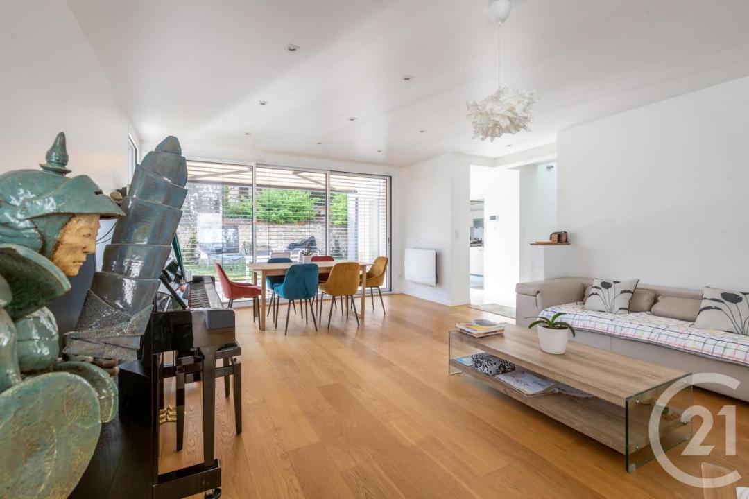 La Varenne St Hilaire, איל-דה-פרנס 94210, צרפת