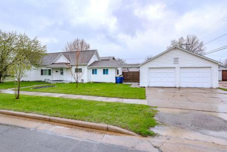 701 Cottage St., Merrill, Wisconsin 54452, USA
