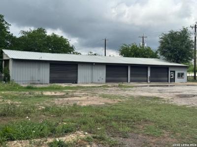 11211 S Us Highway 181, San Antonio, Texas 78223, USA