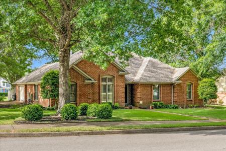 8947 E Carrollwood, Memphis, טנסי 38016, ארצות הברית של אמריקה 