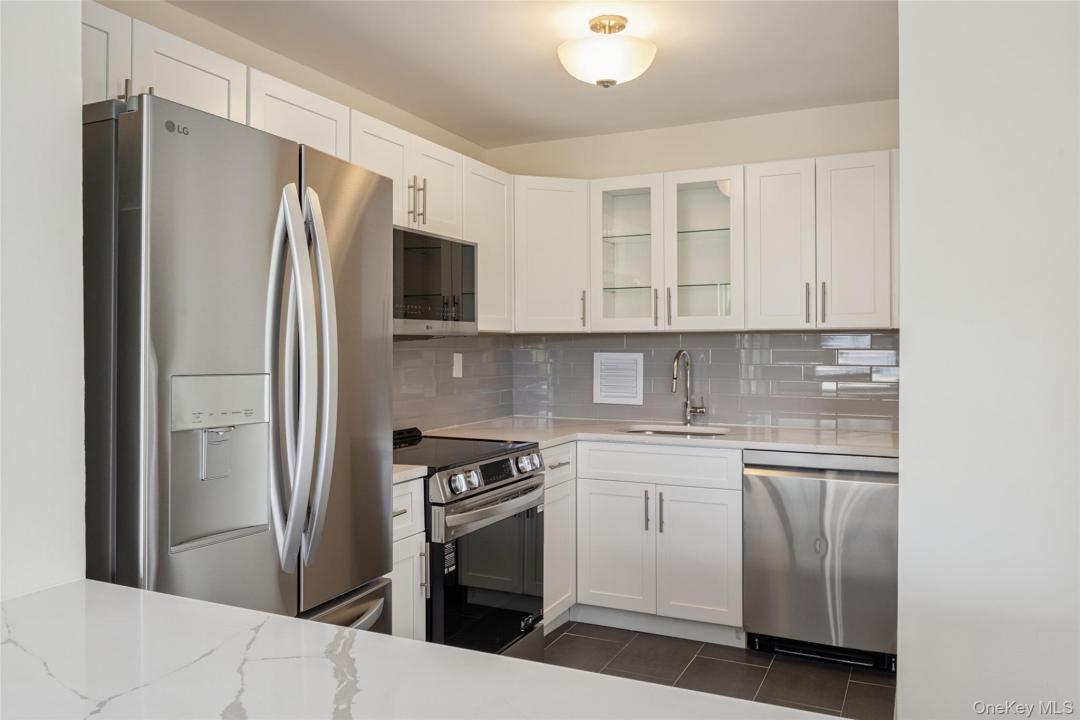 166-35 9th Avenue unit: 6A, Beechhurst, Nova Iorque 11357, Estados Unidos