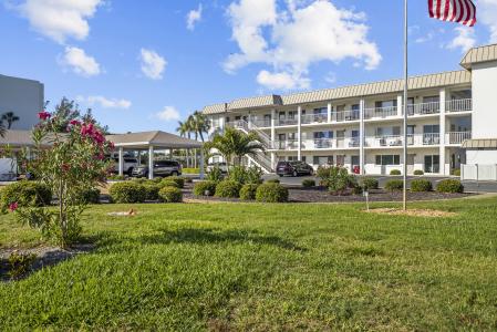 3330 Gulf of Mexico Dr # 107D, Longboat Key, Florida 34228, USA