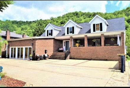 167 Wolford Street, Pikeville, Kentucky 41501, USA