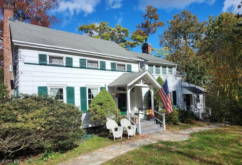 56 Orton Rd, West Caldwell Twp., New Jersey 07006