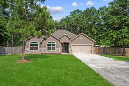 17111 Paluxy Court , Splendora, Texas 77372, USA