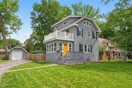 29 W Boulevard Parkway, Rochester, New York 14612