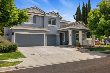 220 Abelia Lane, Patterson, California 95363, USA