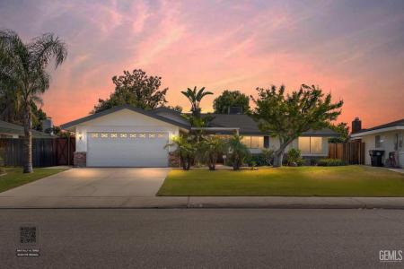 2405 Cheshire Drive, Bakersfield, California 93309, USA