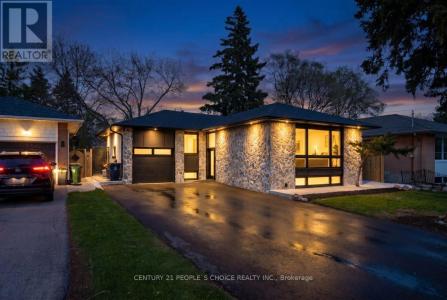 7 NIPISSING DRIVE, Toronto (islington-city Centre West), Ontario M9B 4V4, Canada