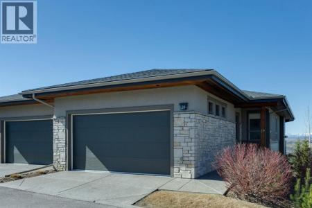 39 WATERMARK VILLAS, Rural Rocky View County, Alberta T3L 0E2, Canada