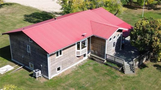 20097 124 ROAD NORTHEAST, Arnes, Manitoba R0C 0C0, Canada
