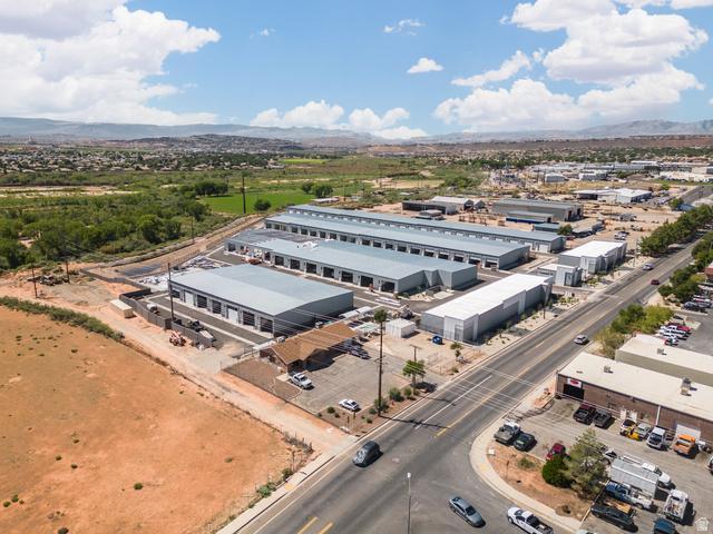24 E INDUSTRIAL DR F, Washington, Utah 84780, Amerika Birleşik Devletleri