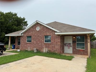 1419 E Robert Street , 1417, Fort Worth, Texas 76104, USA