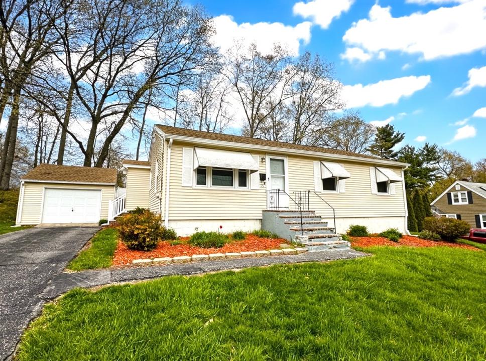 35 Ponderosa Ave, Methuen, ماساتشوستس 01844, الولايات المتحدة