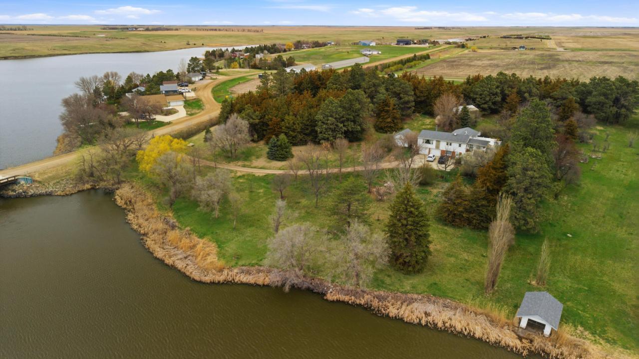 12746 378th Avenue, Aberdeen, South Dakota 57401, USA