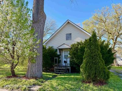 2731 E Holland, Saginaw, Michigan 48601, USA