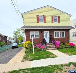 648 Milton Avenue , 1st floor, Lyndhurst, New Jersey 07071, USA