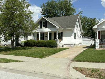 2847 Elm Street, Quincy, Illinois 62301, USA