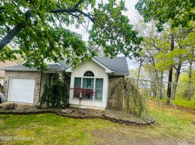 1905 Kwansan Court, Toms River, New Jersey 08755, États-Unis