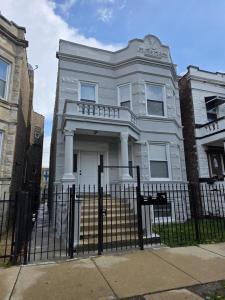 539 N. Trumbull Ave, Chicago, Illinois 60625, USA