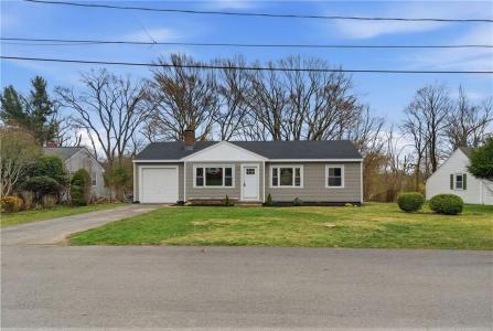 63 Indian Road, East Providence, Rhode Island 02915