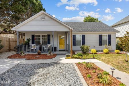 111 NW 10th Street, Oak Island, NC 28465, USA