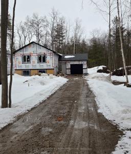 3183 COVE AVENUE, Innisfil, 安大略省 L9S 2K7, 加拿大
