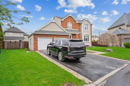 286 Rue du Torrent, Vaudreuil-Dorion, Quebec J7V 0E3, Kanada