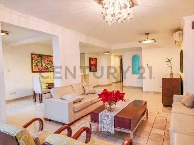 Edificio Los Mangales Av Irala esq Cochabamba 780, Sur, Santa Cruz 00001, Bolivia