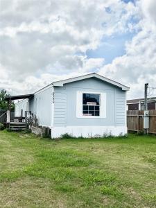2525 Oyster Creek Bend, Oyster Creek, Texas 77541, USA