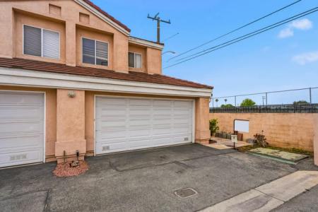 16133 S Vermont Unit# 30, Gardena, California 90247, USA