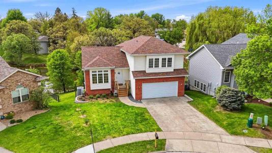 7 Ambrose Ct, Coralville, Iowa 52241, USA