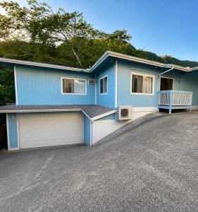 2802 Numana Road, Honolulu, Hawaii 96819, USA