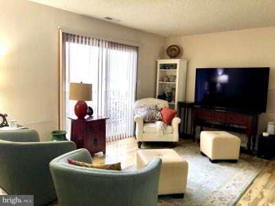 5013 Ravens Crest Drive, Plainsboro, New Jersey 08536, Stati Uniti