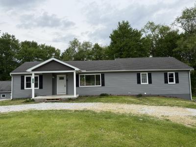 700 Swayne Street, Coshocton, Ohio 43812, USA
