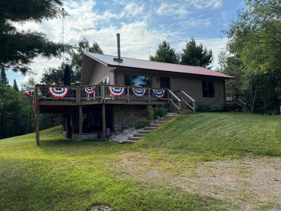 2276 Allyn Rd, Mercer, Wisconsin 54547, Estados Unidos