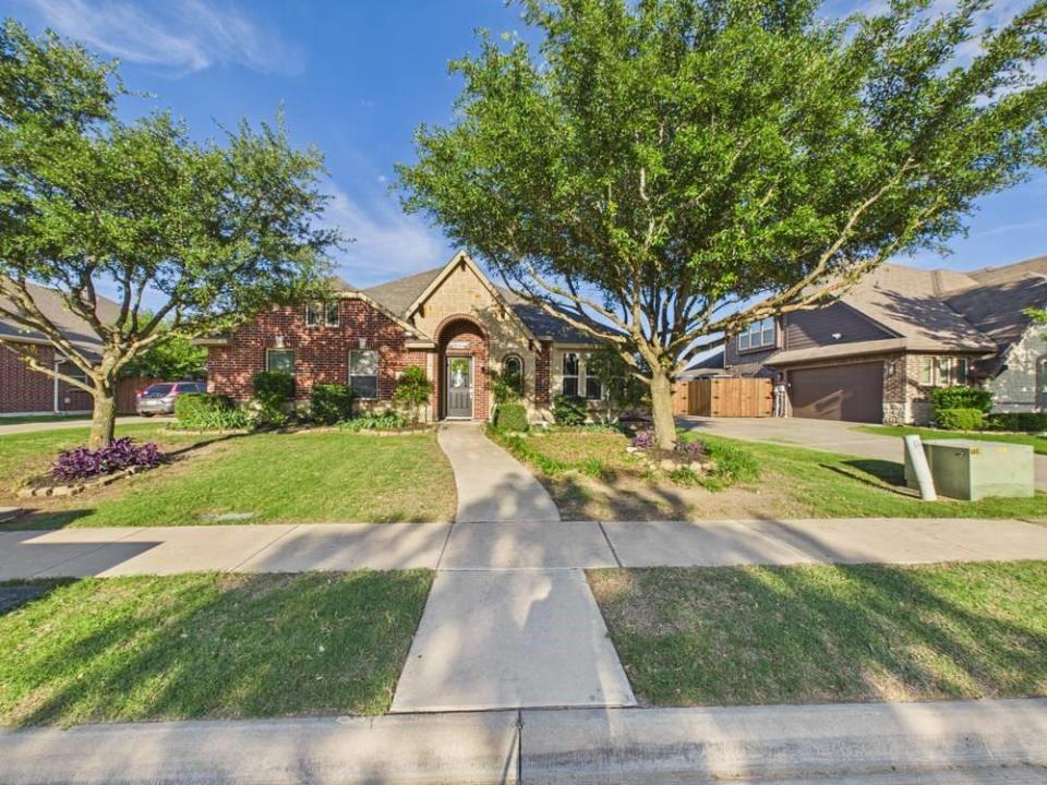 742 Mill Pond Drive, Midlothian, 德克薩斯州 76065, 美國
