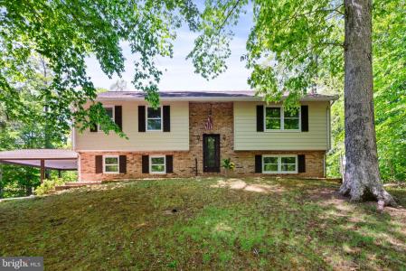 12020 Parkriver Drive, Manassas, Wirginia 20112, USA
