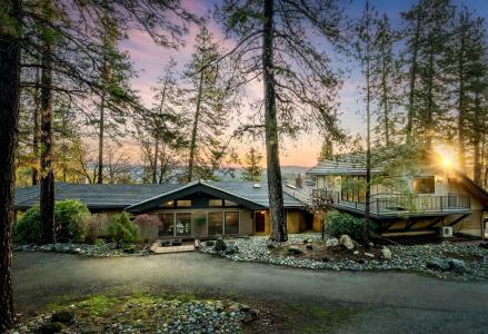 20990 Tiger Tail Road, Grass Valley, California 95949, USA