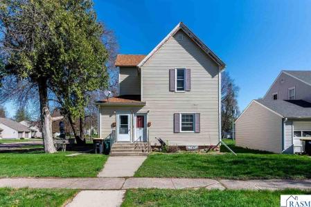 405 E 8th Street, Blue Earth, Minnesota 56013, USA