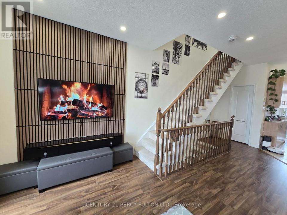 1389 SALEM ROAD NORTH, Ajax (northeast Ajax), Ontario L1Z 0R9, Canada