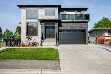 2219 LYNDEN STREET, Abbotsford, Colombie-Britannique V2T 3B8, Canada