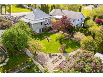 225 8TH AVENUE SOUTH, Creston, British Columbia V0B 1G3, Canada