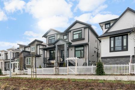 7133 206 STREET, Langley, Британская Колумбия V2Y 3J9, Канада
