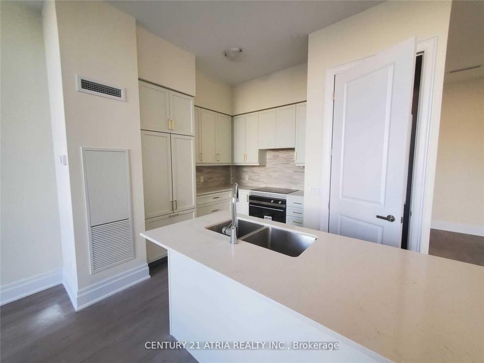 9085 JANE STREET, Vaughan, أونتاريو L4K 0L8, كندا