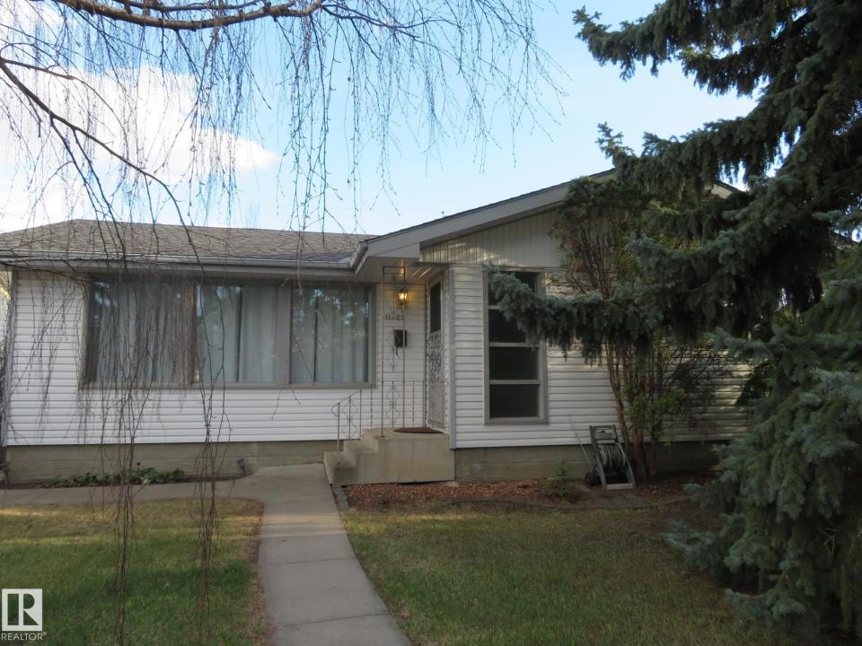 11423 50 AVENUE NW, Edmonton, Alberta T6E 2J4, Canadá