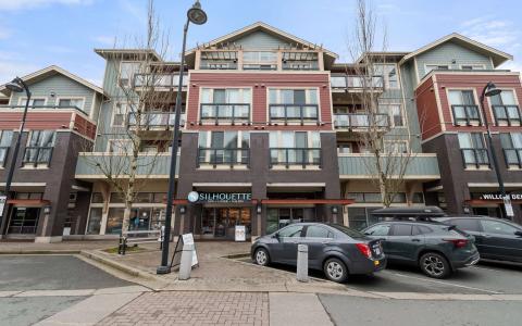 45530 MARKET WAY, Chilliwack, British Columbia V2R 0M5, Canada