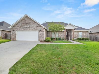 2006 Luke Ln., Deridder, Louisiana 70634, USA